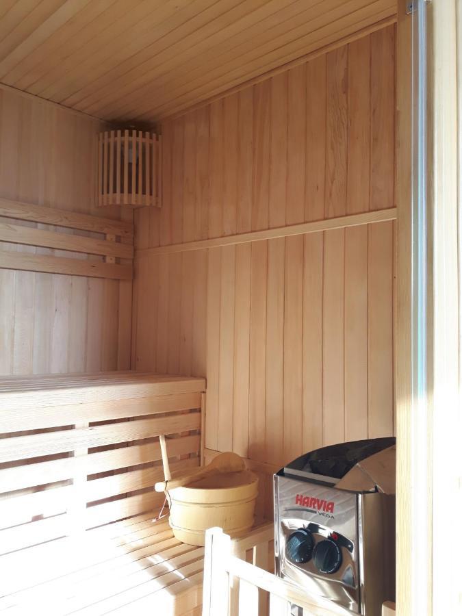 Ksiezycowa Dolina Apartment Ladek-Zdroj Luaran gambar